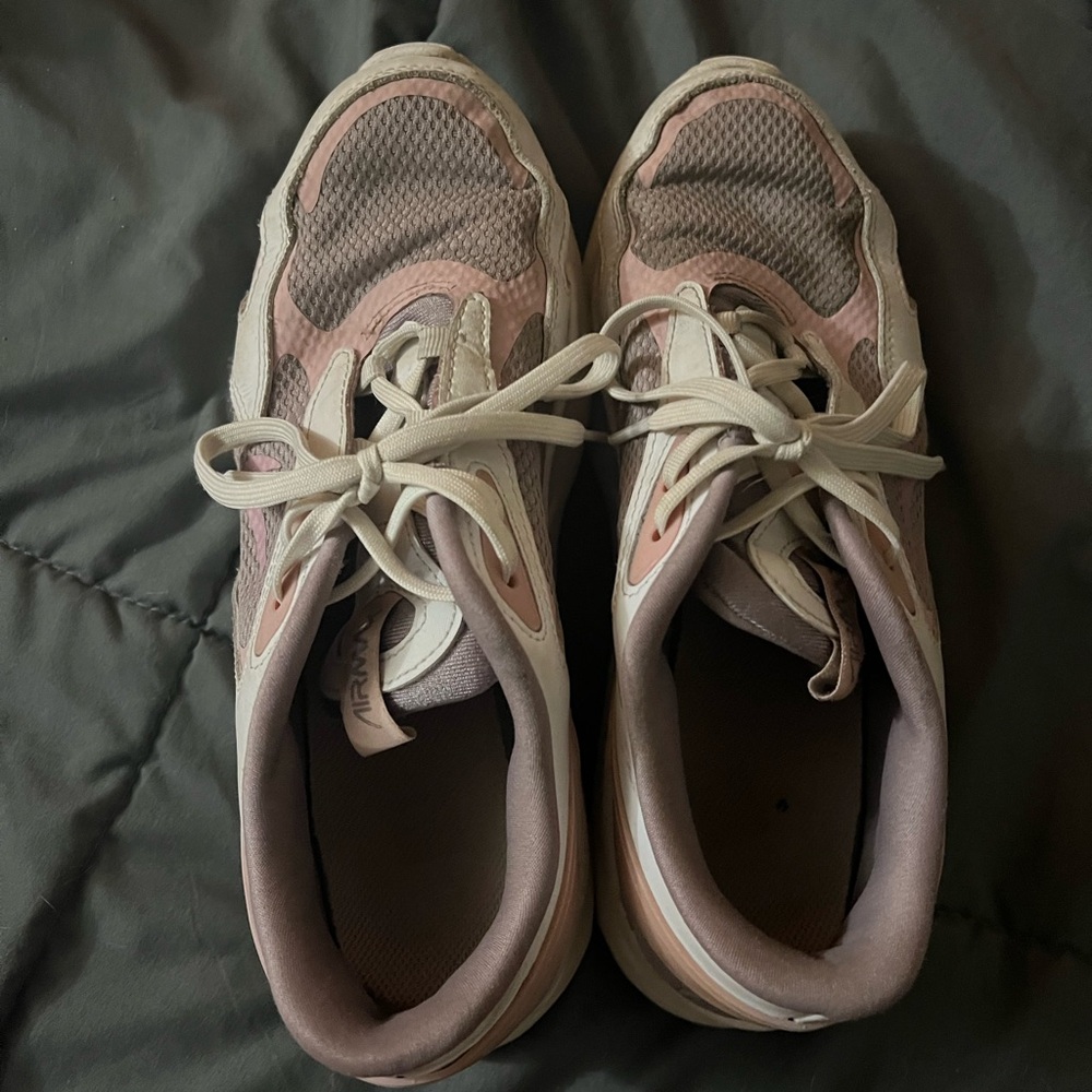 Women’s Nikes